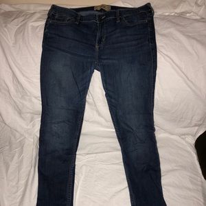 Hollister jeans size 13